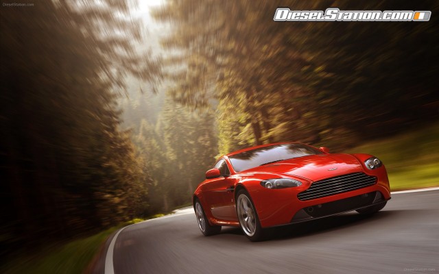 Aston Martin V12 Zagato 2013 Widescreen Picture #10 Aston Martin V12 Zagato 2013 Widescreen Picture #10
